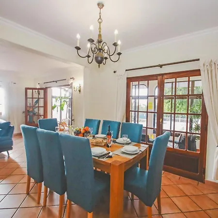 Villa In Albufeira With Private Pool & Beaches Villa Albufeira